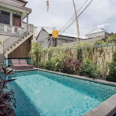 Taxa Uma Guest House Kuta  Ngoại thất bức ảnh