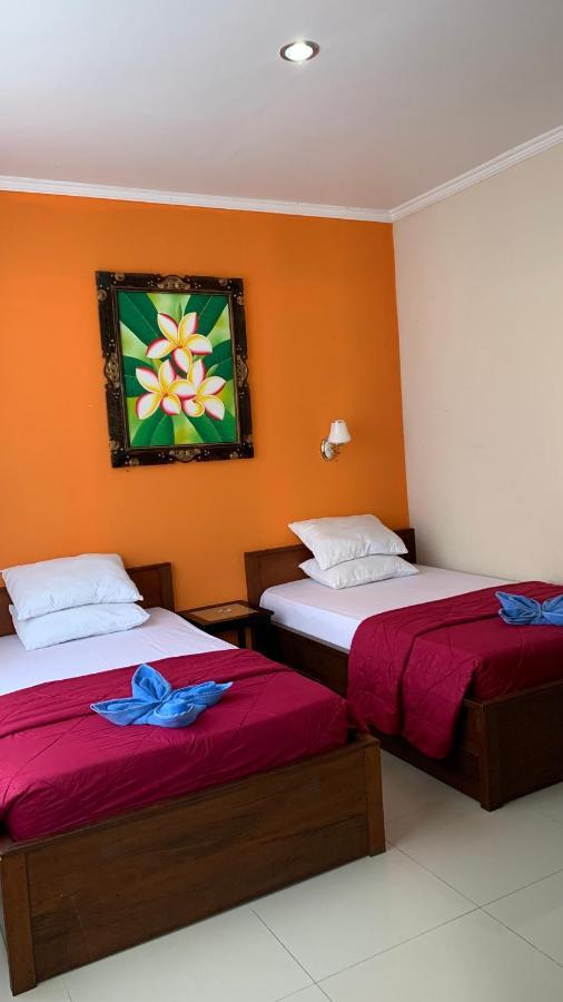 Taxa Uma Guest House Kuta  Ngoại thất bức ảnh